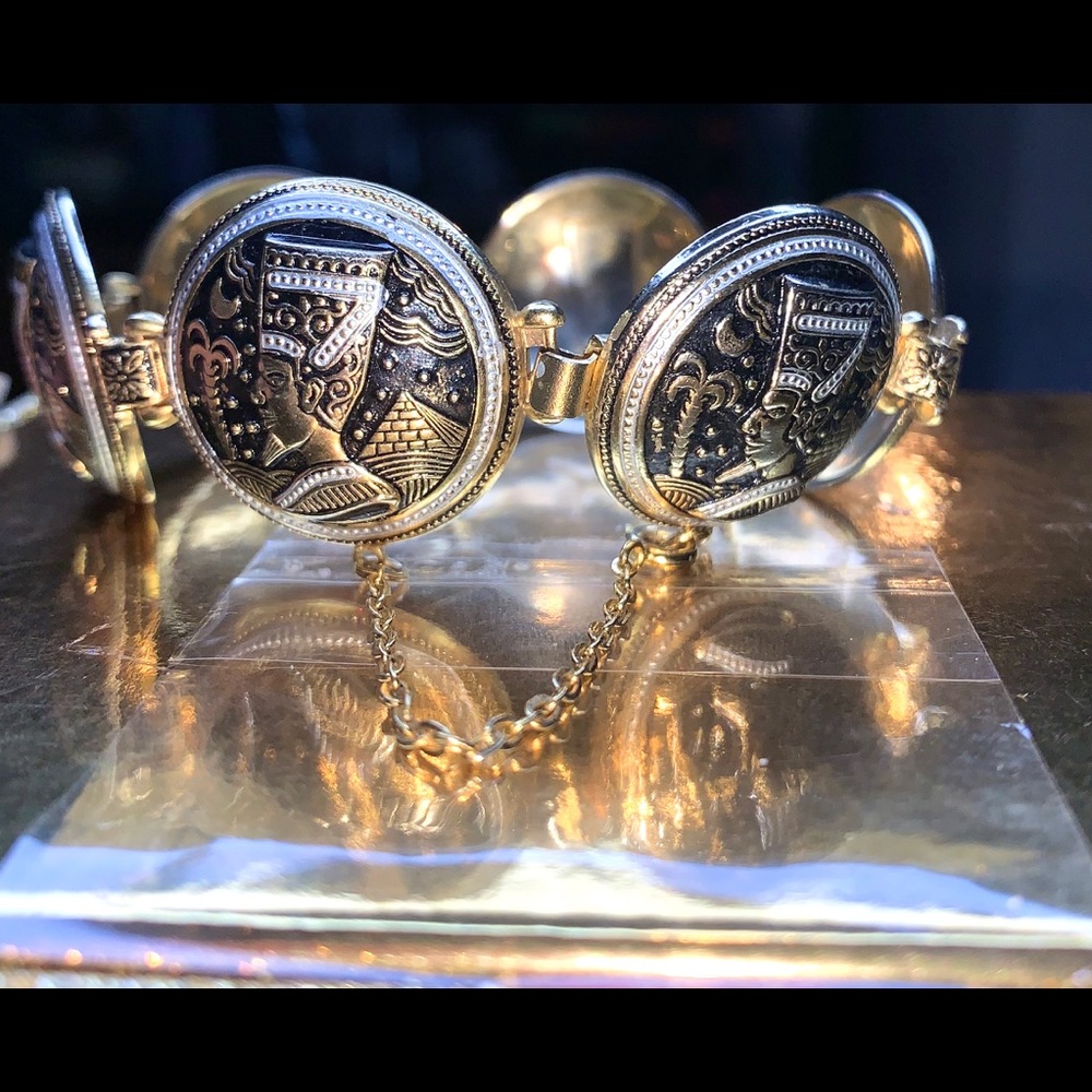 Gold Egyptian bracelet